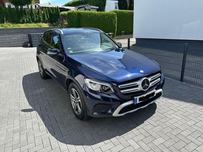 Mercedes GLC220