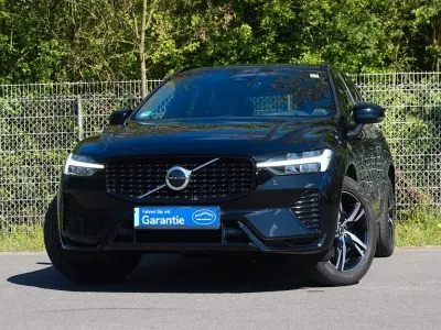 Gebraucht Volvo XC60 Plus 197 PS (144 kW) 2021 Schwarz SUV