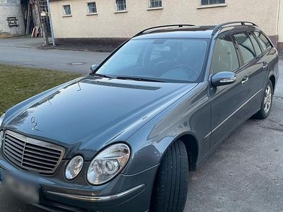 Gebraucht Mercedes E280 Avantgarde 231 PS (169 kW) 2005 Grau Limousine