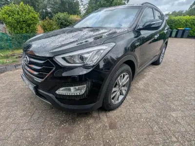 Gebraucht Hyundai Santa Fe 197 PS (144 kW) 2013 Schwarz SUV