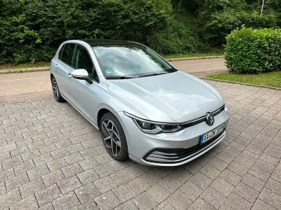Gebraucht VW Golf VII Style 150 PS (110 kW) 2020 Silber Limousine