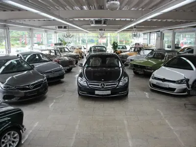 Gebraucht Mercedes CL500 435 PS (319 kW) 2011 Schwarz Coupé