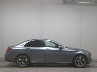 Gebraucht Mercedes C300 Avantgarde 272 PS (200 kW) 2019 Selenitgrau  metalliclack Limousine