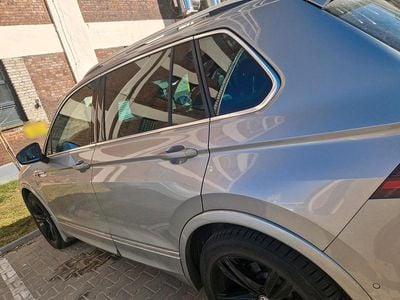Gebraucht VW Tiguan R-line 150 PS (110 kW) 2020 Silber SUV