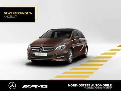 Gebraucht Mercedes B180 122 PS (89 kW) 2018 Braun Kleinwagen