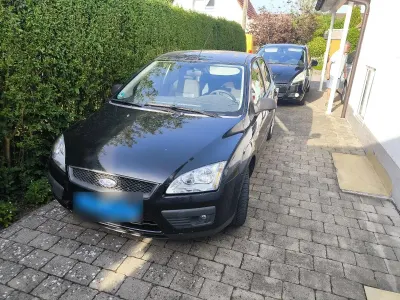 Gebraucht Ford Focus 101 PS (74 kW) 2006 Schwarz Limousine