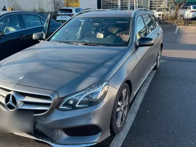 Gebraucht Mercedes E300 231 PS (169 kW) 2015 Silber Kombi