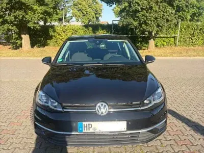 Gebraucht VW Golf VII Sound 116 PS (85 kW) 2017 Schwarz Limousine