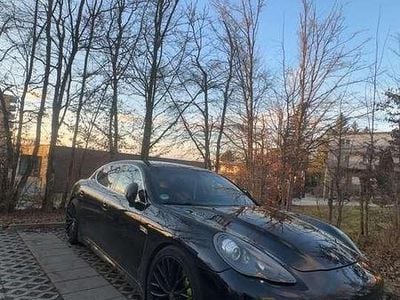 Porsche Panamera 4S
