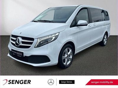 Weiß Gebraucht 2022 Mercedes V220 Van / Kleinbus | 39.750 € (Etwas zu teuer)