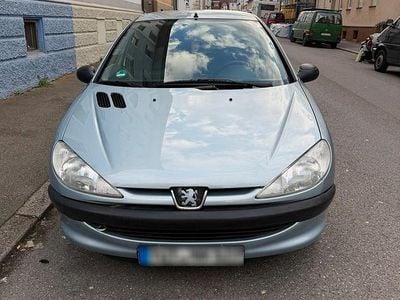 Usado Peugeot 206 75 HP (55 kW) 2000 Sedan