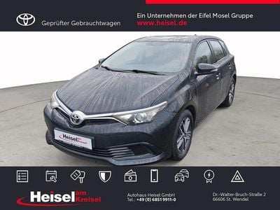 Schwarz Gebraucht 2016 Toyota Auris Cool Limousine | 13.960 € (Teuer)