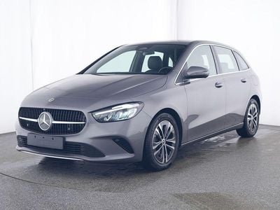 Gebraucht Mercedes B200 Progressive 163 PS (119 kW) 2023 Mountaingrau (metallic) Van / Kleinbus