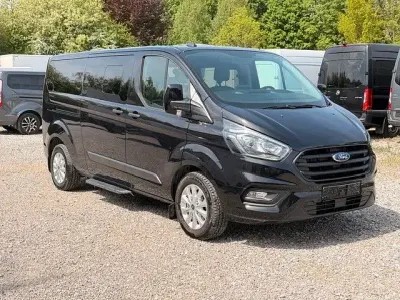 Gebraucht Ford Transit Custom Trend 131 PS (96 kW) 2024 Schwarz Van / Kleinbus