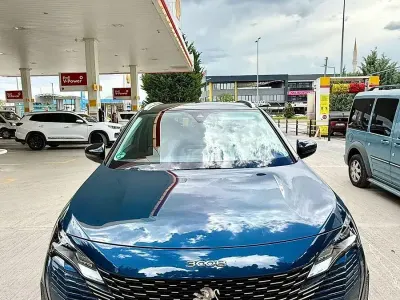 Gebraucht Peugeot 3008 224 PS (164 kW) 2022 Blau SUV
