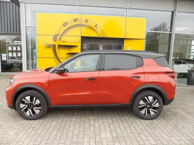 Nuova Opel Frontera 145 CV (106 kW) 2026 Arancione SUV