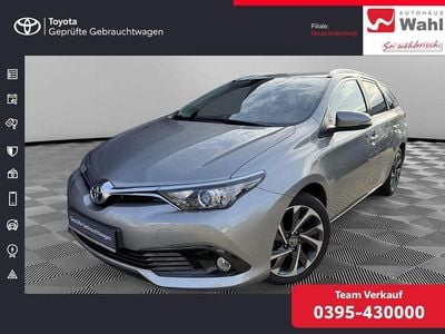 Gebraucht Toyota Auris Touring Sports Design 116 PS (85 kW) 2016 Silber Kombi