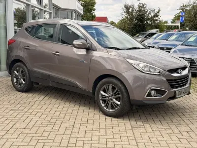 Gebraucht Hyundai ix35 Finale 135 PS (99 kW) 2015 Braun SUV