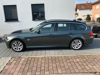 Gebraucht BMW 325 218 PS (160 kW) 2010 Grün Kombi