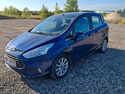 Blau Gebraucht 2015 Ford B-MAX Titanium Van / Kleinbus | 8.200 € (Fairer Preis)