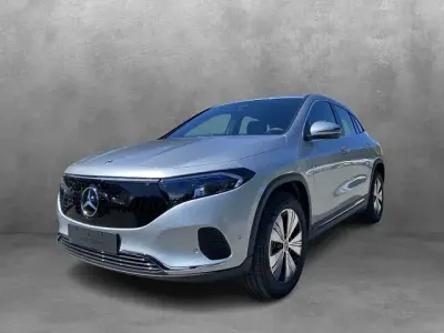 Gebraucht Mercedes EQA250 139 kW (190 PS) 2025 Metalliclack hightechsilber SUV