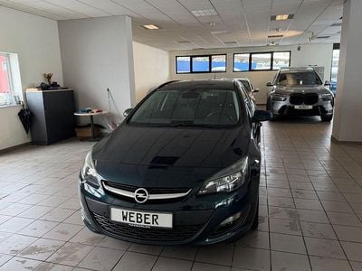 Gebraucht Opel Astra Style 140 PS (102 kW) 2015 Grün Kombi