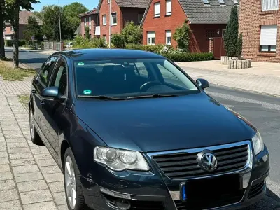 Gebraucht VW Passat 109 PS (80 kW) 2007 Blau Limousine