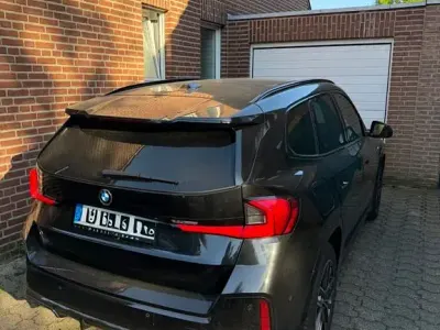 Używany BMW X1 Performance 150 KM (110 kW) 2024 Czarny SUV