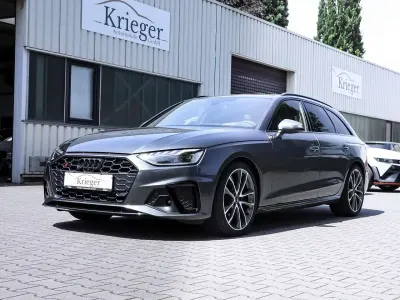 Gebraucht Audi S4 Sport 341 PS (250 kW) 2023 Daytonagrau perleffekt Kombi
