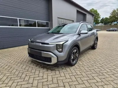 Neu Kia Stonic 116 PS (85 kW) 2026 Astrograu metallic SUV