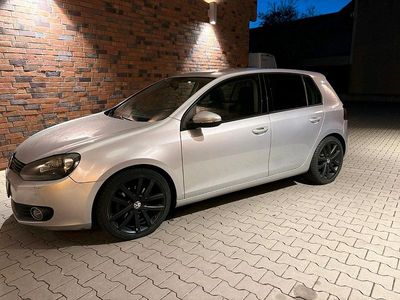 Gebraucht VW Golf VI 122 PS (89 kW) 2009 Silber Kleinwagen