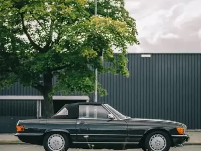 Gebraucht Mercedes SL300 179 PS (131 kW) 1989 Blau Cabrio