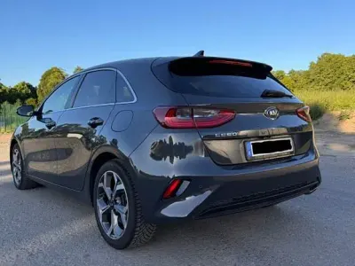 Gebraucht Kia Ceed Platinum Edition 140 PS (102 kW) 2018 Grau Kleinwagen