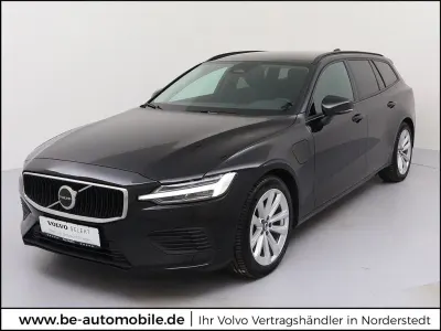 Gebraucht Volvo V60 Core 349 PS (256 kW) 2025 Schwarz Kombi