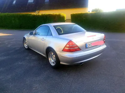 Gebraucht Mercedes SLK200 163 PS (119 kW) 2003 Silber Cabrio