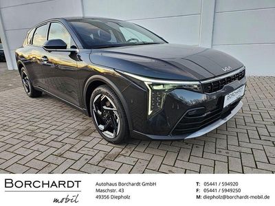 Neu Kia K4 Spirit 150 PS (110 kW) 2026 Grau Limousine