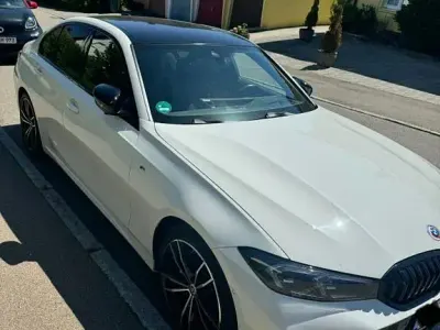 Gebraucht BMW 330 M Sport 245 PS (180 kW) 2022 Weiß Limousine