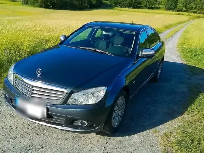Gebraucht Mercedes C180 156 PS (114 kW) 2007 Schwarz Limousine