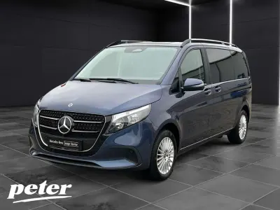 Gebraucht Mercedes V220 163 PS (119 kW) 2025 Sodalithblau met. Van / Kleinbus