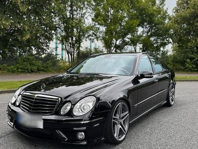Schwarz Gebraucht 2007 Mercedes E63 AMG AMG Limousine | 19.200 €