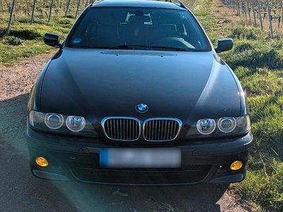 Usata BMW 525 Basis 163 CV (119 kW) 2004 Nero Station wagon