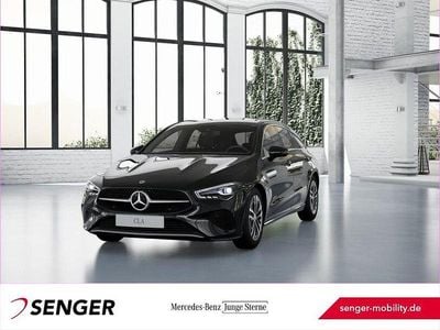 Gebraucht Mercedes CLA200 Shooting Brake 163 PS (119 kW) 2025 Schwarz Kombi