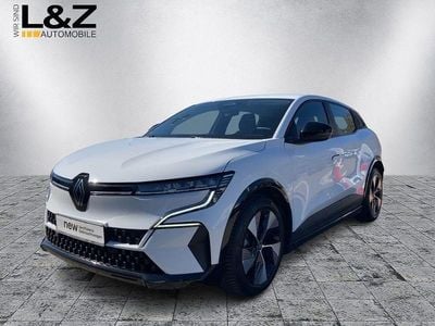 Gebraucht Renault Mégane Equilibre 96 kW (131 PS) 2022 Aktisweiß Limousine