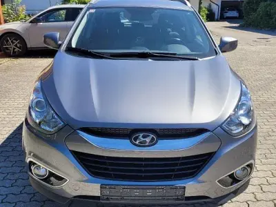Gebraucht Hyundai ix35 136 PS (100 kW) 2013 Grau SUV