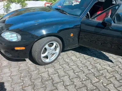 Używany Mazda MX5 110 KM (80 kW) 2005 Czarny Kabriolet