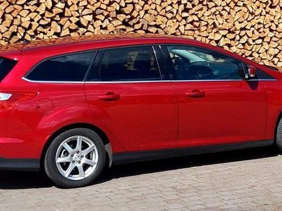 Gebraucht Ford Focus Titanium 163 PS (119 kW) 2012 Rot Limousine