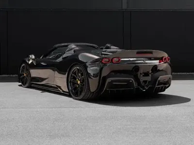 Gebraucht Ferrari SF90 2024 Schwarz Cabrio