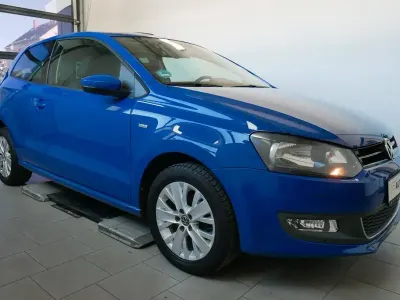 Occasion VW Polo Life 60 ch (44 kW) 2013 Bleue Citadine