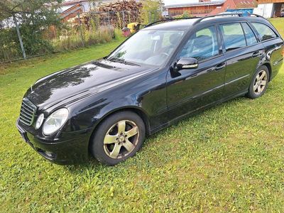 Mercedes E200