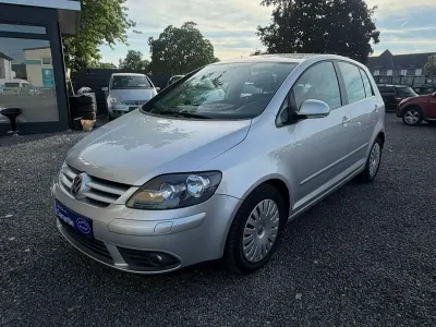 Gebraucht VW Golf IV Comfortline 116 PS (85 kW) 2006 Reflexsilber metallic Kleinwagen